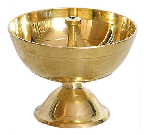 Brass Diya for Pooja/Brass Diya Oil Lamp