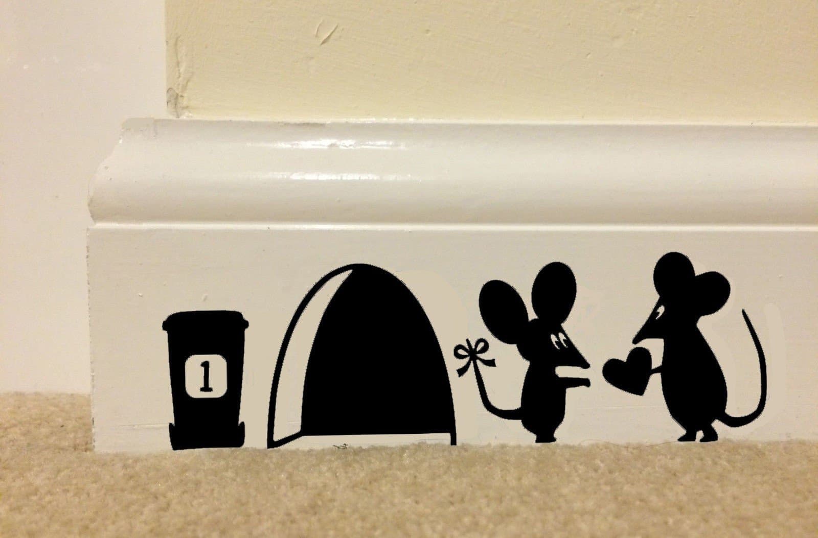 uksellingsuppliers ® Mouse Hole LOVE HEART Skirting Board Wall Art Sticker Vinyl Decal 145mm x 50mm.UK SELLER