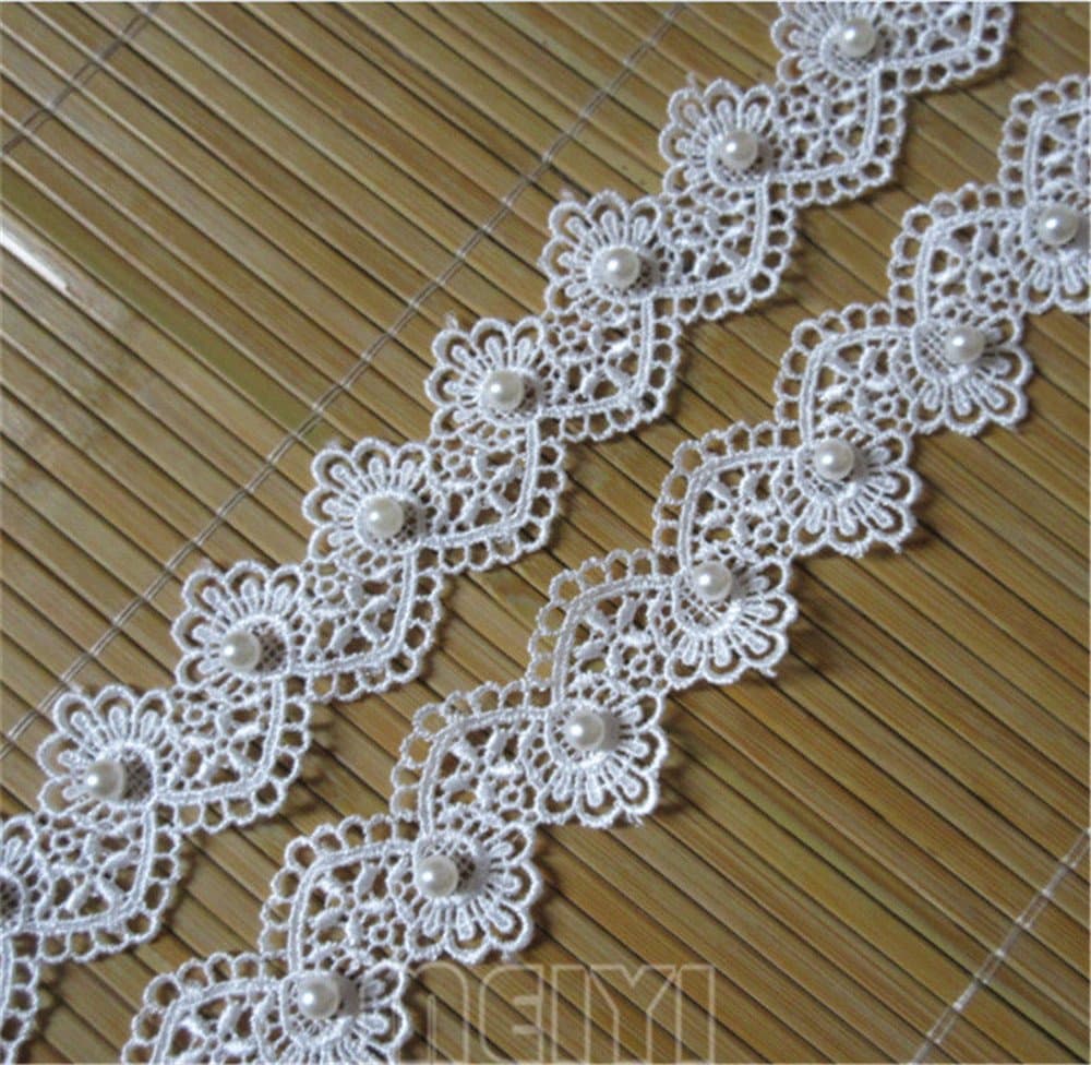 3 Meters Pearl Heart Floral Lace Edge Trim Ribbon 3 cm Width Vintage Style Edging Trimmings Fabric Embroidered Applique Sewing Craft Wedding Bridal Dress DIY Decoration Clothes Embroidery(Off White)