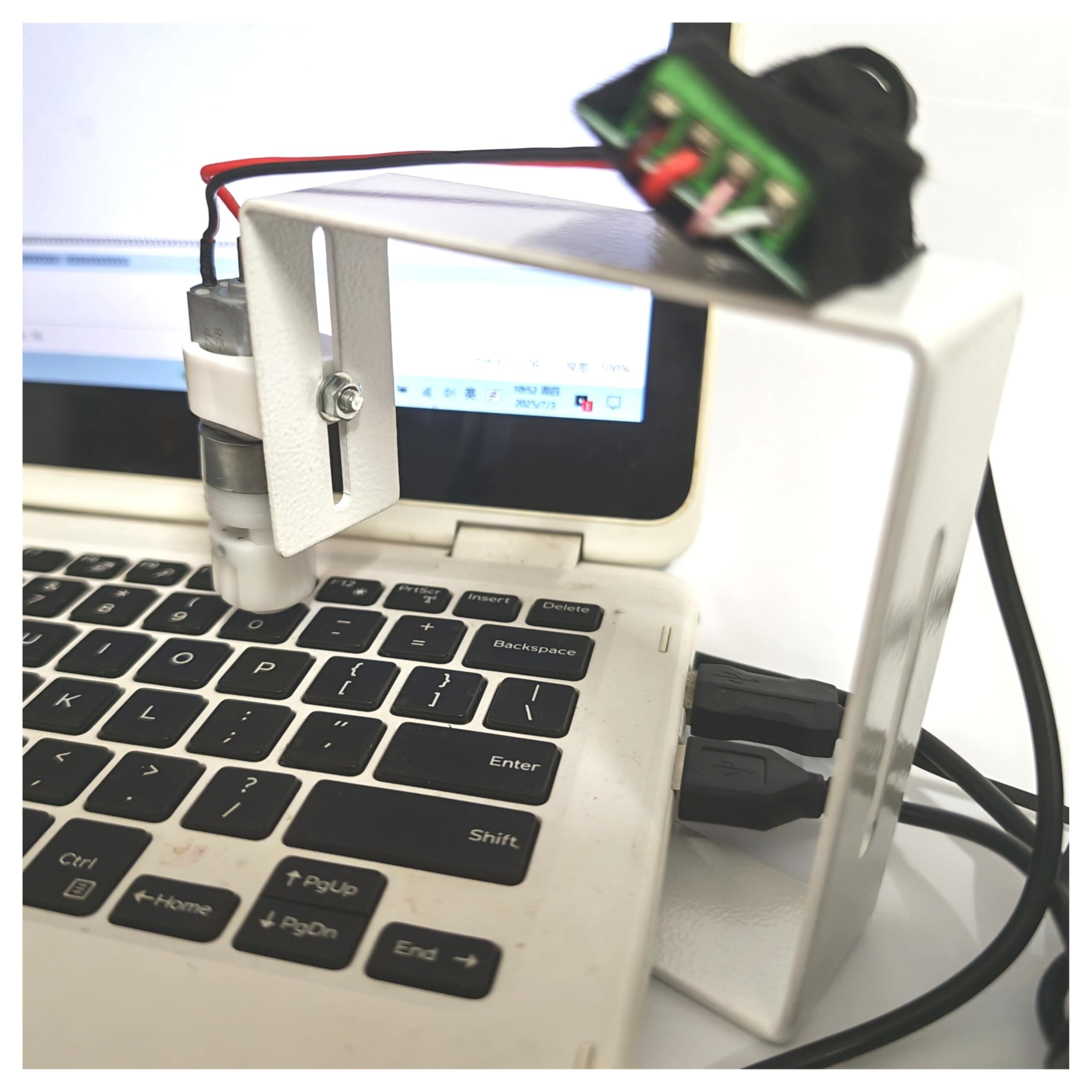 Keyboard and Mouse Auto Moving Tool