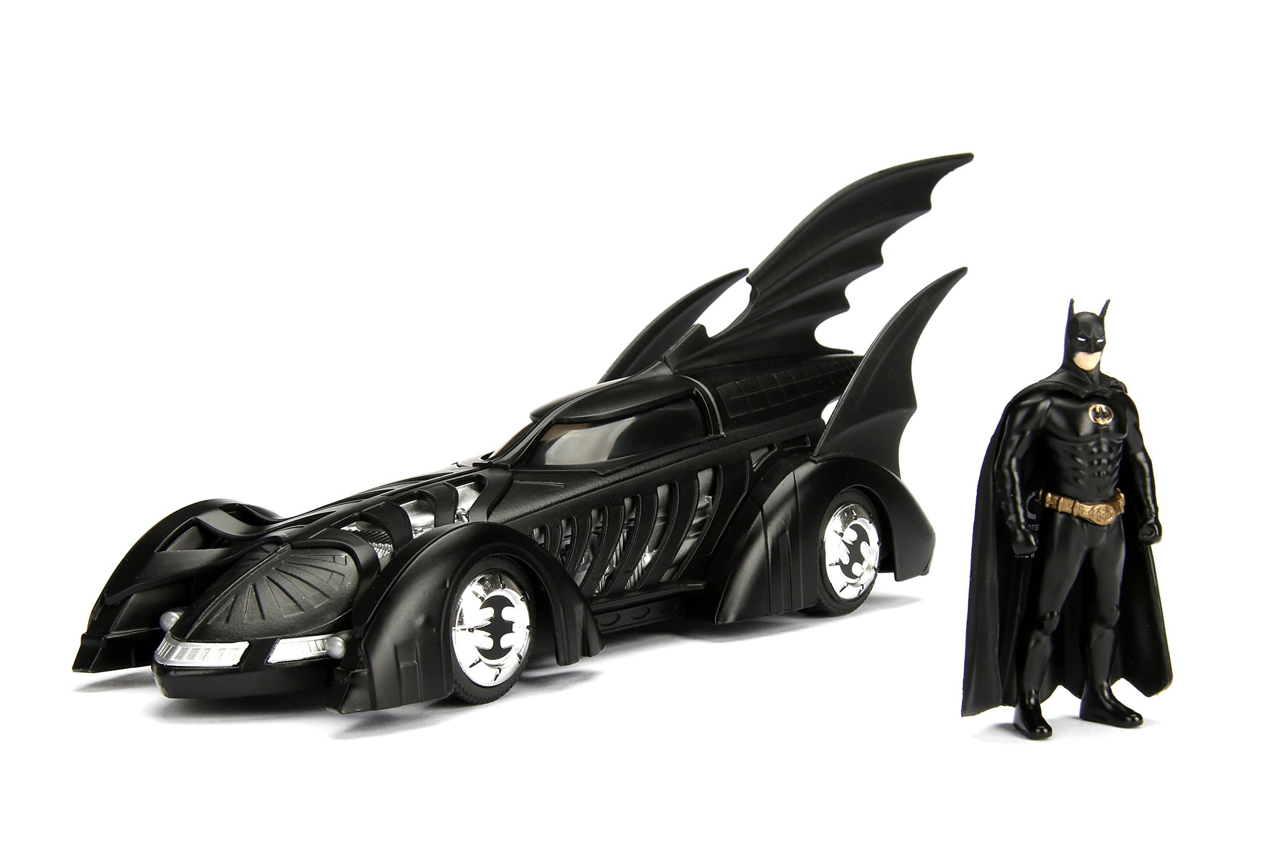 DC Comics Batman Forever Batmobile & Batman Figure 1:24 Die - Cast Vehicle with Figure