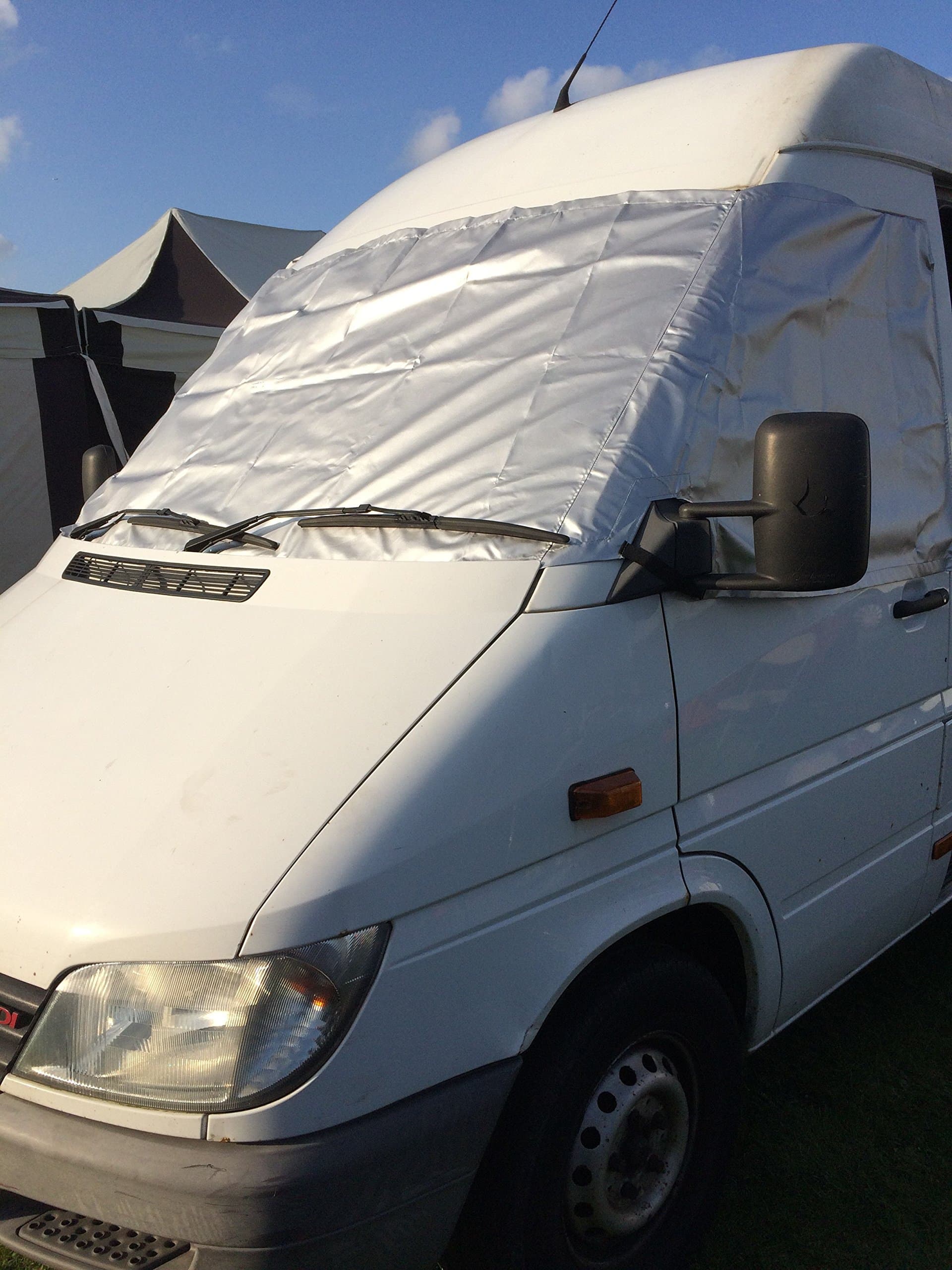 Fiat Ducato "X250" from 2007 to 2014. Fitted windscreen cover, keeps your screen frost free in the winter and your cab cooler in the summer.