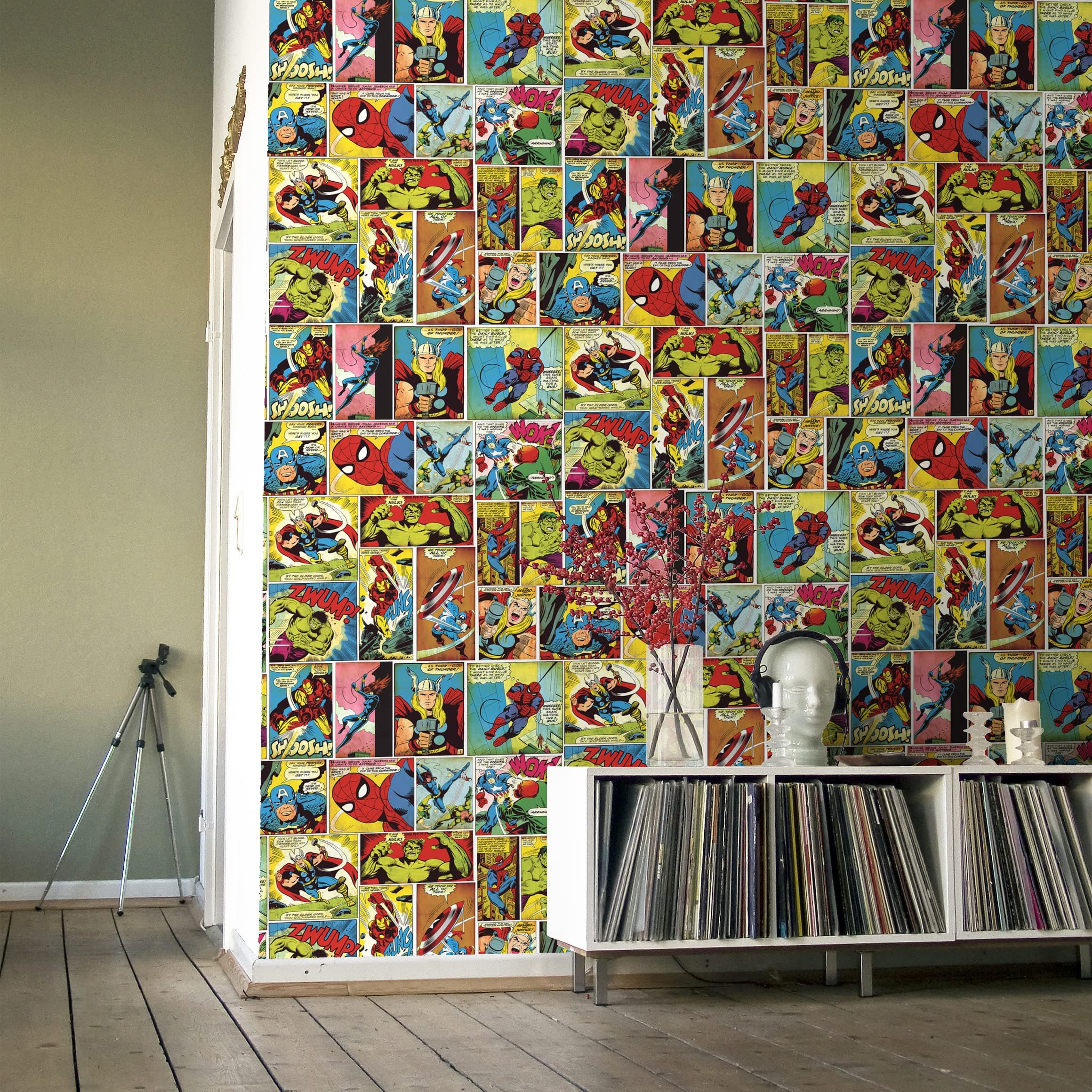 Muriva 159501 Marvel Avengers Wallpaper Multi Coloured Hulk Thor Ironman Comic Strip Kids Room, 10 m x 0.52 cm