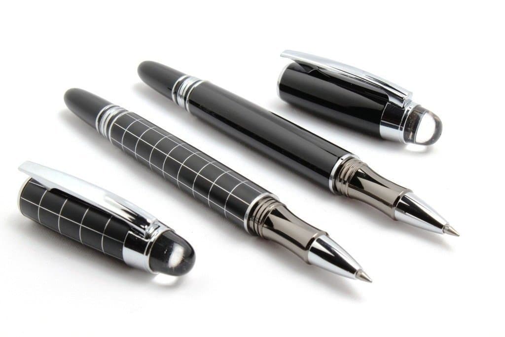 Exclusive Shine Black & Checks Starwalker Roller Ball Pen Gift Set