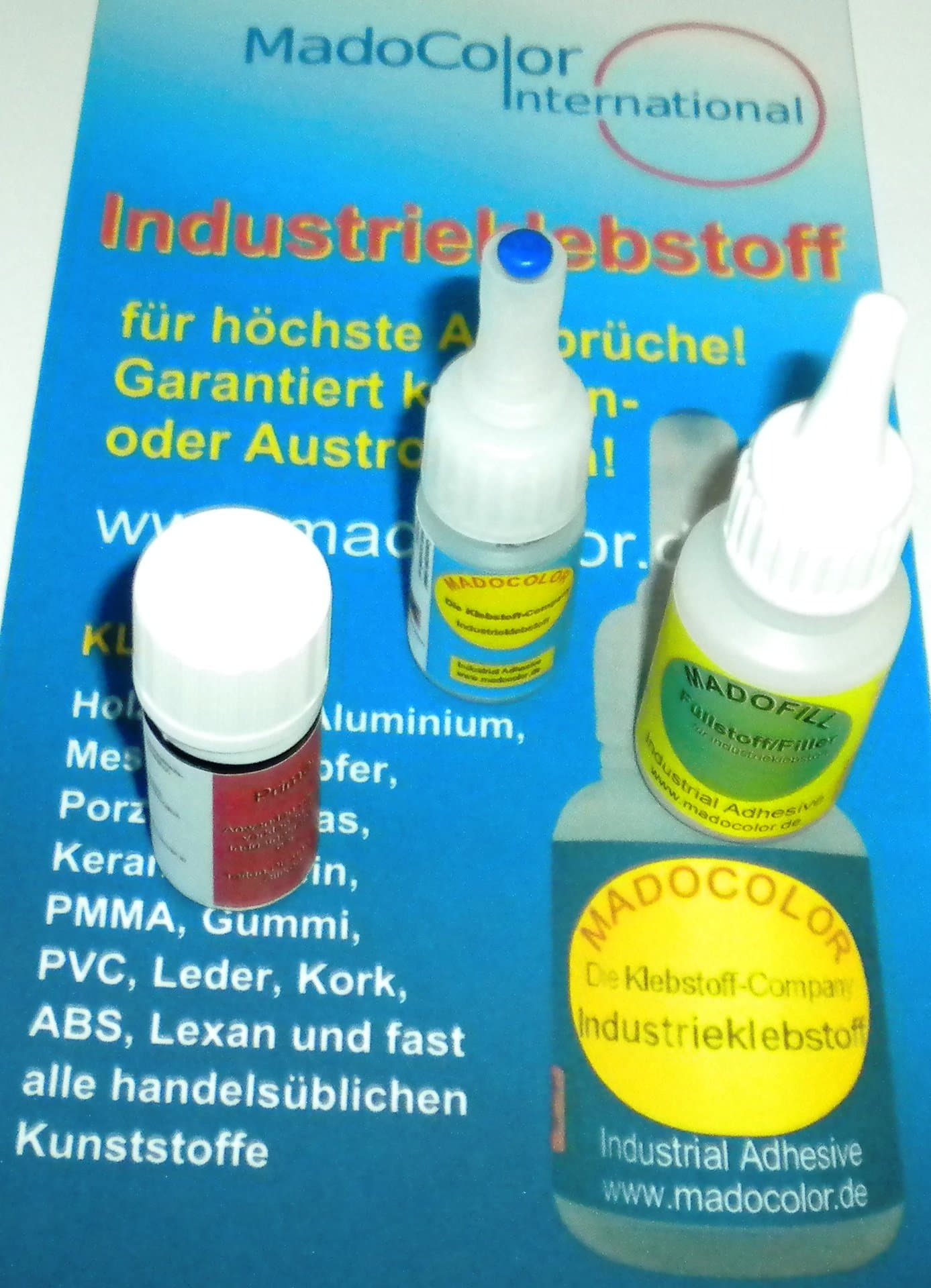Industrial Adhesives Set Madocolor industrial glue 10g, 15g Madocolor filler, 5ml Madocolor primer. So that you are prepared for repair problems. New PE, PP, silicone glue. Vacuum cleaner, refrigerator, lots of toys, RV, boat, dinghy, G FK