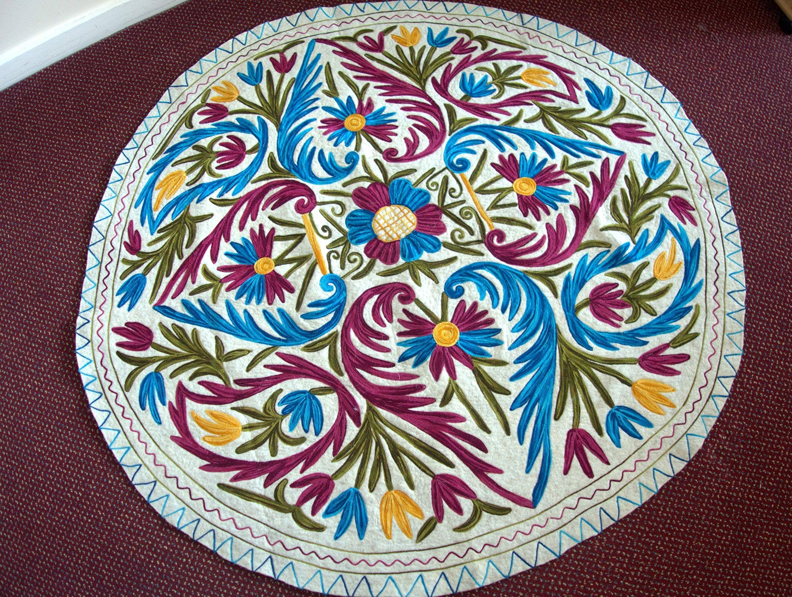 Felted woolen wall hanging/decor (3 feet round)/Christmas gift